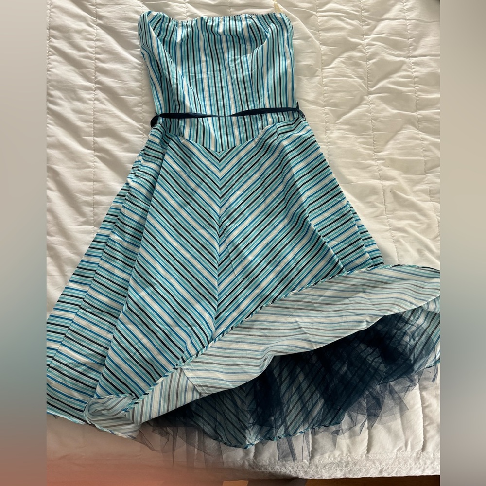 Strapless dress